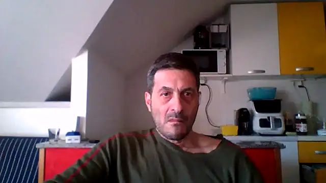 Snapshot of colosone chatting on March 2026 07:58:01 AM colosone online show from March 2026 07:58:01 AM