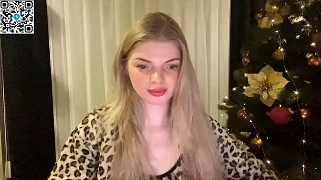 Sweet Sinn  online show from January 2026 10:56:01 PM