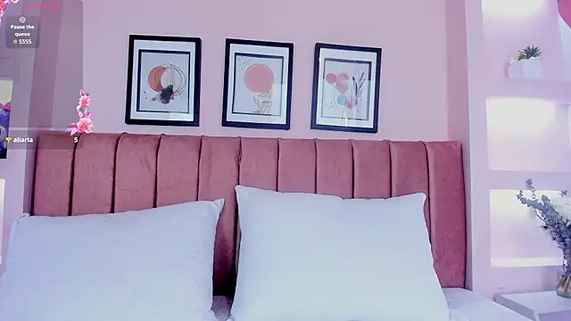 Katteyes   online show from April 2026 01:39:02 PM