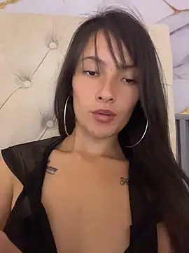 Michelle ec online show from April 2026 09:39:33 PM