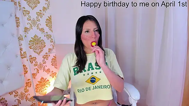 pinky  bunny online show from April 2026 02:01:01 AM