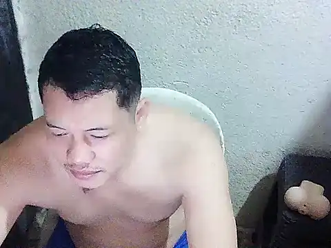 UrAsianGuy90 online show from April 2026 02:37:02 AM