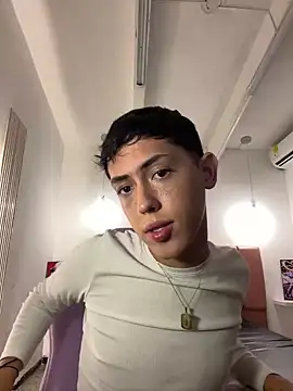 Iamcami  online show from February 2026 07:09:02 PM