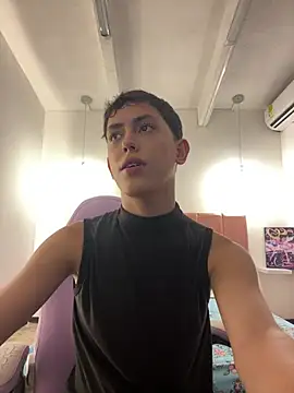 Iamcami  online show from March 2026 06:58:01 PM