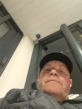 Snapshot of kanos71 chatting on March 2026 12:41:02 AM kanos71 online show from March 2026 12:41:02 AM