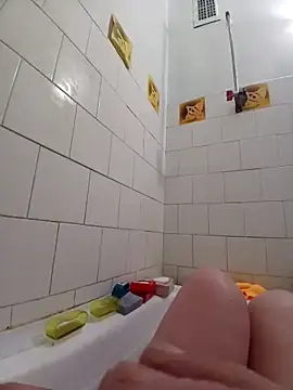 Snapshot of kanos71 chatting on April 2026 04:47:02 PM kanos71 online show from April 2026 04:47:02 PM