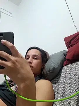 ofjuliaa online show from April 2026 02:33:01 AM