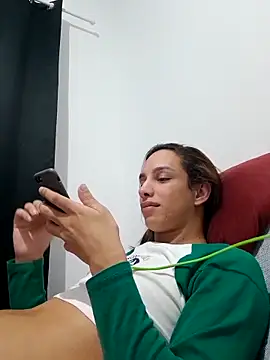 ofjuliaa online show from April 2026 11:18:02 PM