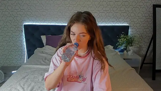 desiree doll online show from February 2026 01:03:01 AM