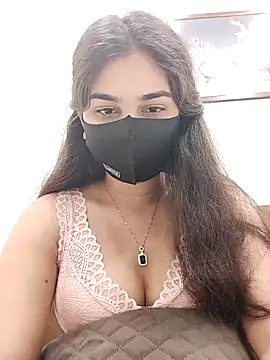 Snapshot of babydoll7172 chatting on May 2026 07:19:01 PM babydoll7172 online show from May 2026 07:19:01 PM