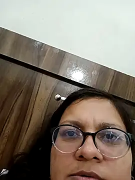 piryasharma005 online show from February 2026 07:23:02 PM