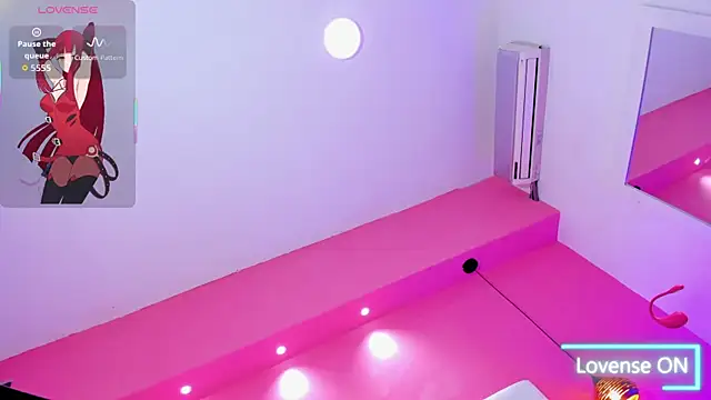 mia collinsss online show from January 2026 08:55:01 PM