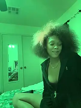 Tamiii420 online show from April 2026 02:15:02 AM