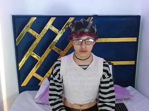 Angel adrien online show from January 2026 12:52:01 PM