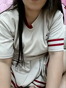 linhha23 online show from March 2026 02:32:01 PM