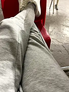 petiteyanel online show from January 2026 12:04:02 AM