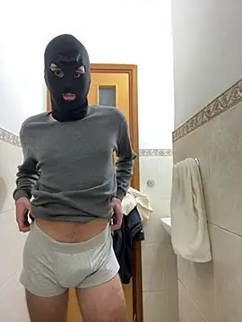 petiteyanel online show from February 2026 12:17:02 AM