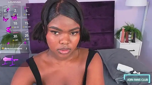 Yasminbrattz online show from April 2026 11:49:01 AM