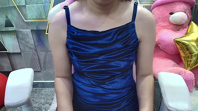 NymphoIsLive online show from June 2026 11:43:02 PM