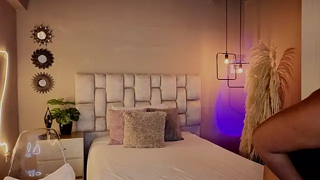  liiss online show from February 2026 11:07:01 AM