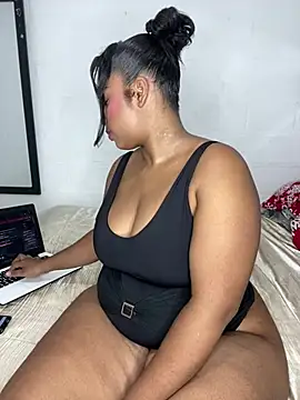 NataliaMillers online show from February 2026 07:12:02 AM