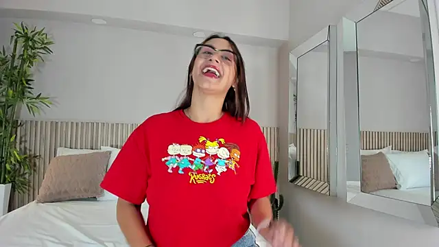 IrisHarpen online show from January 2026 11:46:02 AM