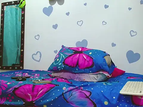 sofia carol online show from June 2026 12:58:01 AM