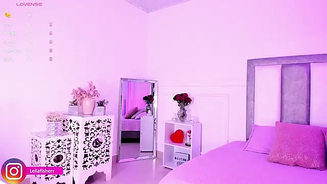 Leilafisherr online show from March 2026 09:10:01 PM