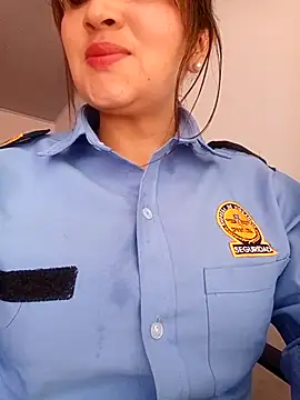 Alejandra N online show from February 2026 01:38:02 PM