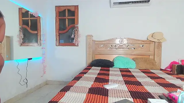 bratz glloe online show from April 2026 02:37:02 AM