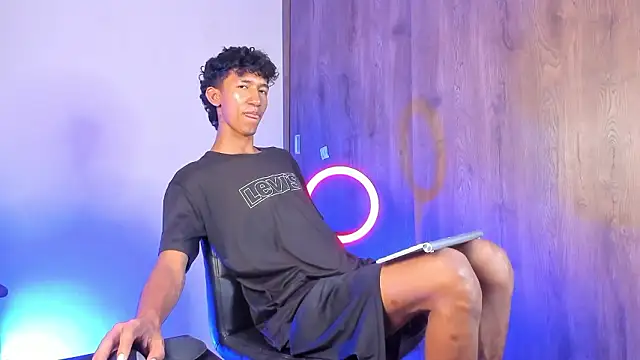 neitan miller  online show from February 2026 09:43:02 AM