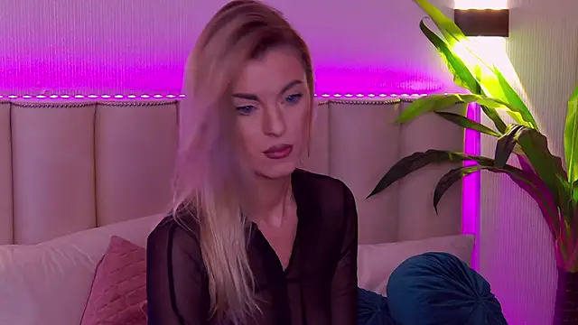 AvrilSkyy online show from January 2026 06:07:01 AM