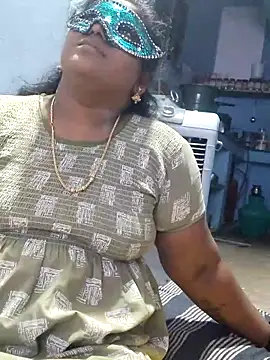 divyasree1431 online show from April 2026 01:32:02 PM