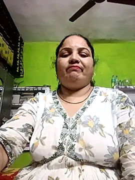 Chanchal cute online show from February 2026 06:09:01 PM