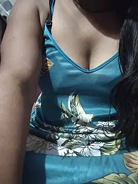 Nilam cute online show from June 2026 07:03:02 PM
