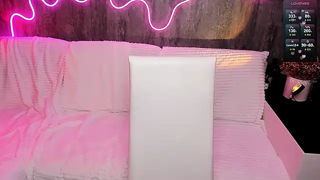 Snapshot of Stiflers_mum chatting on March 2026 04:21:02 PM Stiflers mum online show from March 2026 04:21:02 PM