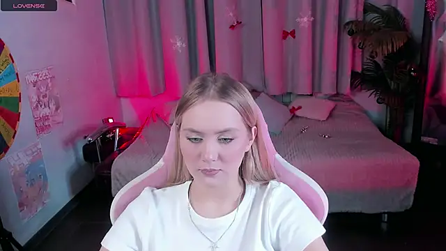 Riley EndlessLove online show from January 2026 01:57:02 PM