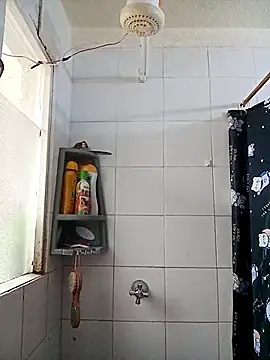 GraceAlexa12 online show from April 2026 04:00:02 PM