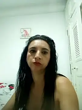 Snapshot of mariana_santacoloma chatting on June 2026 11:35:02 PM mariana santacoloma online show from June 2026 11:35:02 PM