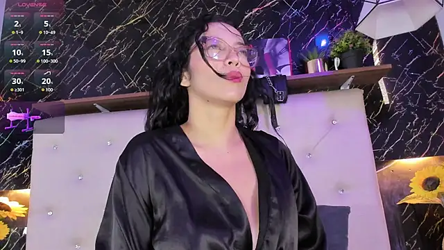 Renata blue online show from April 2026 09:23:01 PM