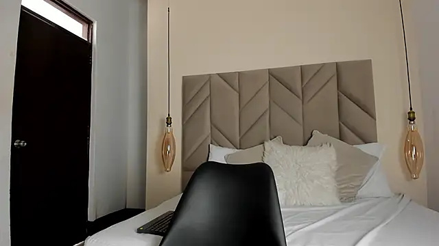 LoganGreys online show from February 2026 08:49:02 PM