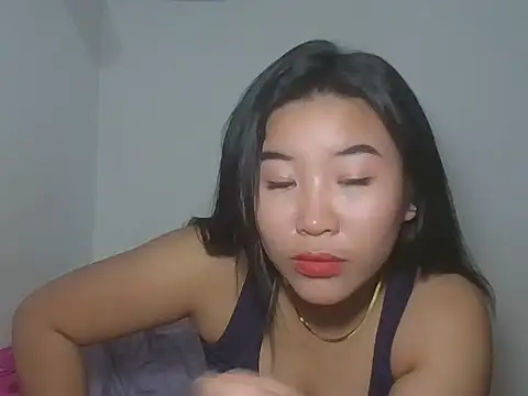 Zyeiii online show from February 2026 04:33:01 PM