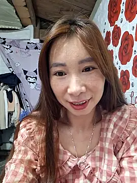 Adela-222 online show from April 2026 04:17:01 AM