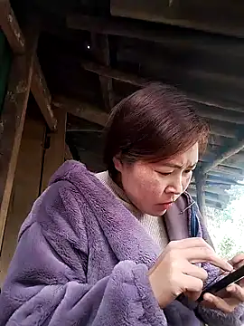 feli-00 online show from January 2026 04:26:01 AM