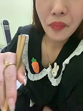 Angela loveee online show from January 2026 05:05:02 PM