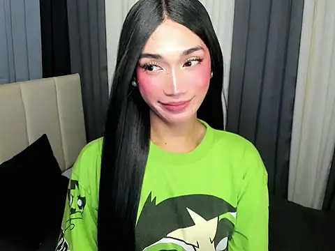 FyangFoxx online show from May 2026 05:07:01 PM