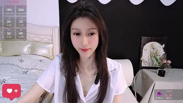 Snapshot of Queenbb88 chatting on June 2026 11:49:02 AM Queenbb88 online show from June 2026 11:49:02 AM