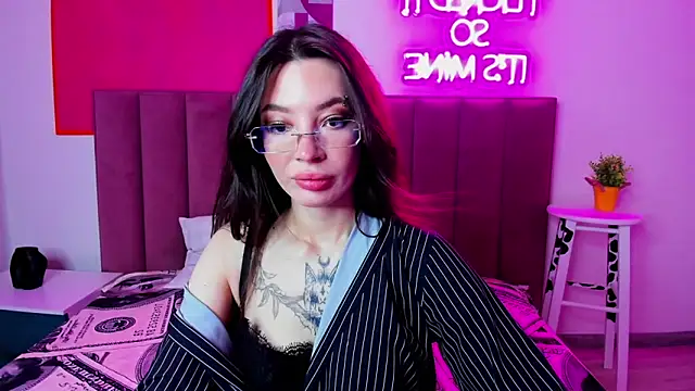 IvyDainty online show from June 2026 01:21:01 AM