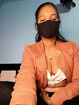 cutebeby75 online show from January 2026 06:33:02 PM