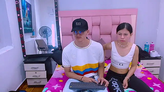 Sophi and Jack online show from March 2026 10:59:02 PM